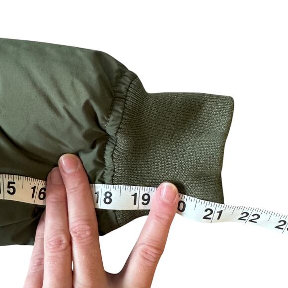 Alpha Industries MA-1 Quilted Bomber Jacket Olive Green Puffer - Picture 9 of 10